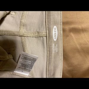 Khaki Old Navy Jeggings